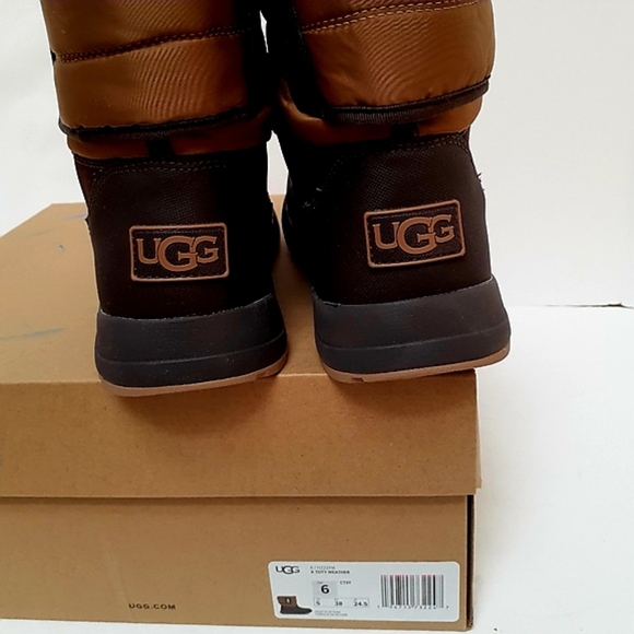UGGS AUSTRALIA TOTY WINTER BOOTS - Picture 6 of 7